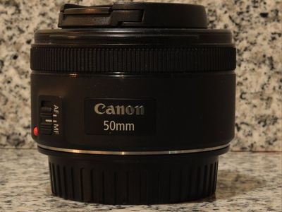 Canon EF 50mm 1.8 STM