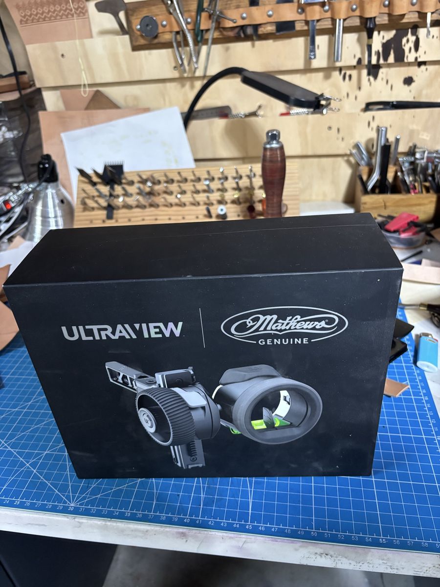 UltraView UV Slider Bow Sight 3-Pin Configuration - Mathews Bridge Lock Mount