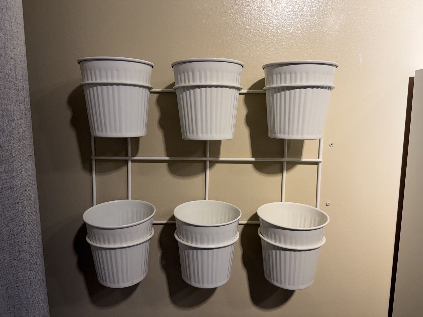 IKEA VÄXER Series Wall-Mounted Vertical Garden Planter with 6 Pots, White