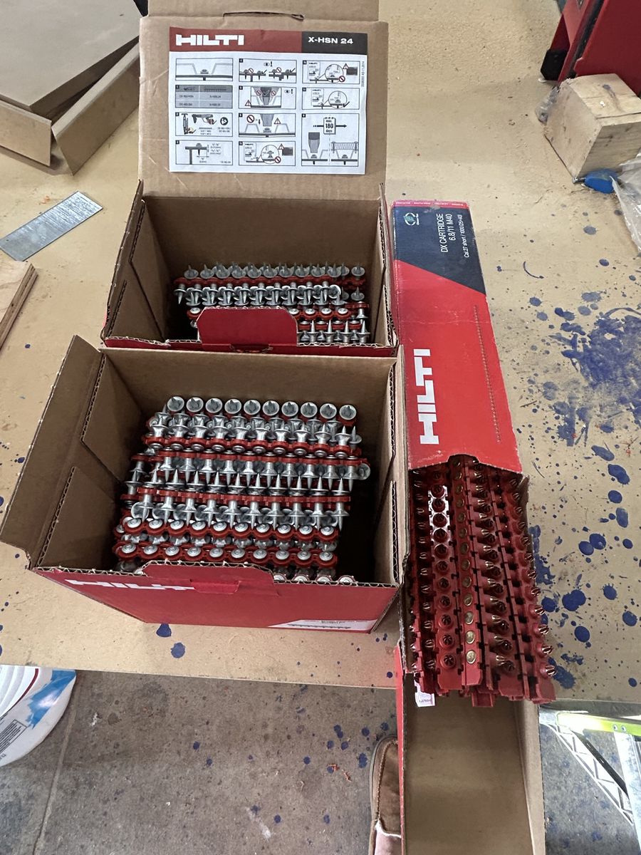 Hilti X-HSN 24 High Shear Nails and DX Cartridges Cal.27 Short 6.8/11 M40