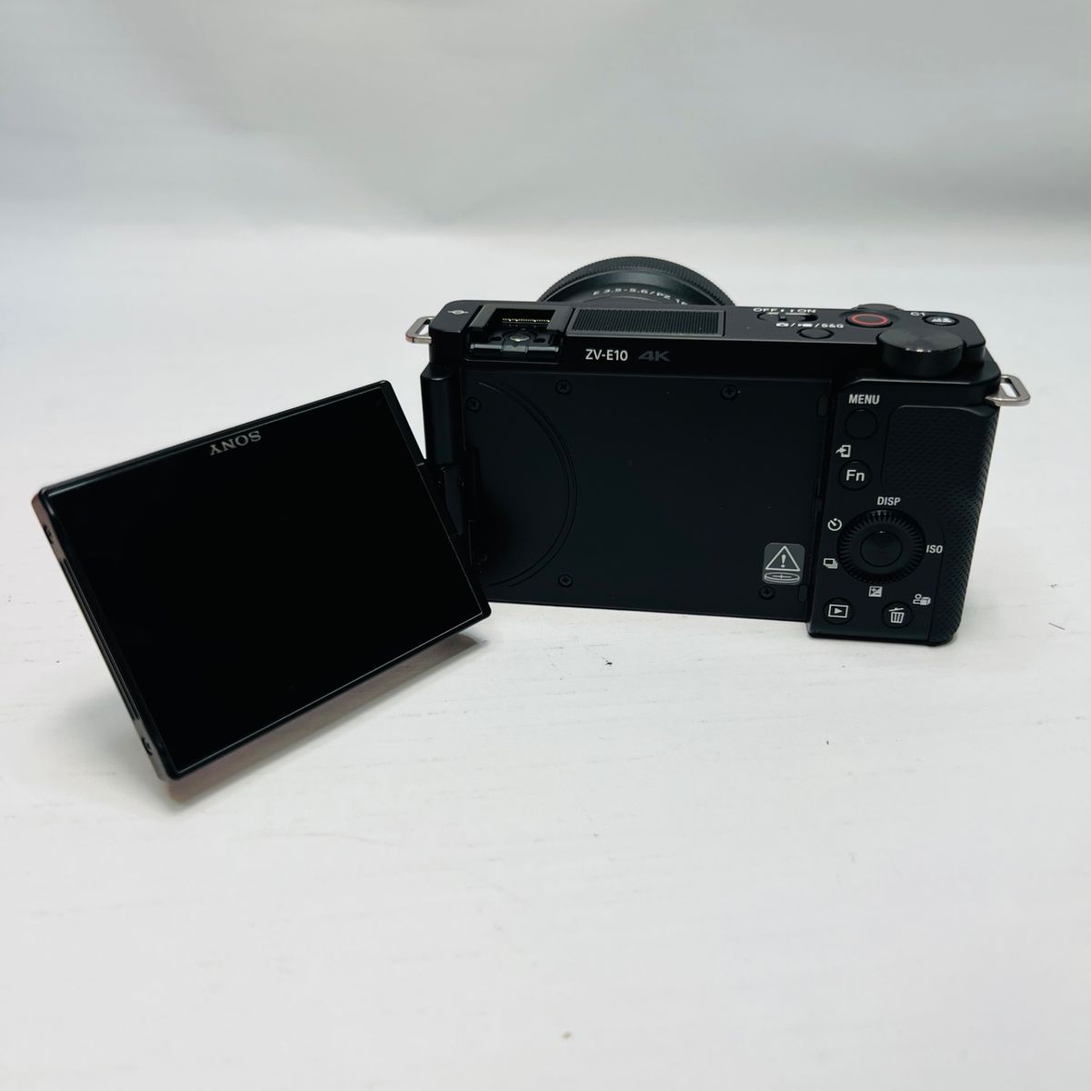 Main image 7