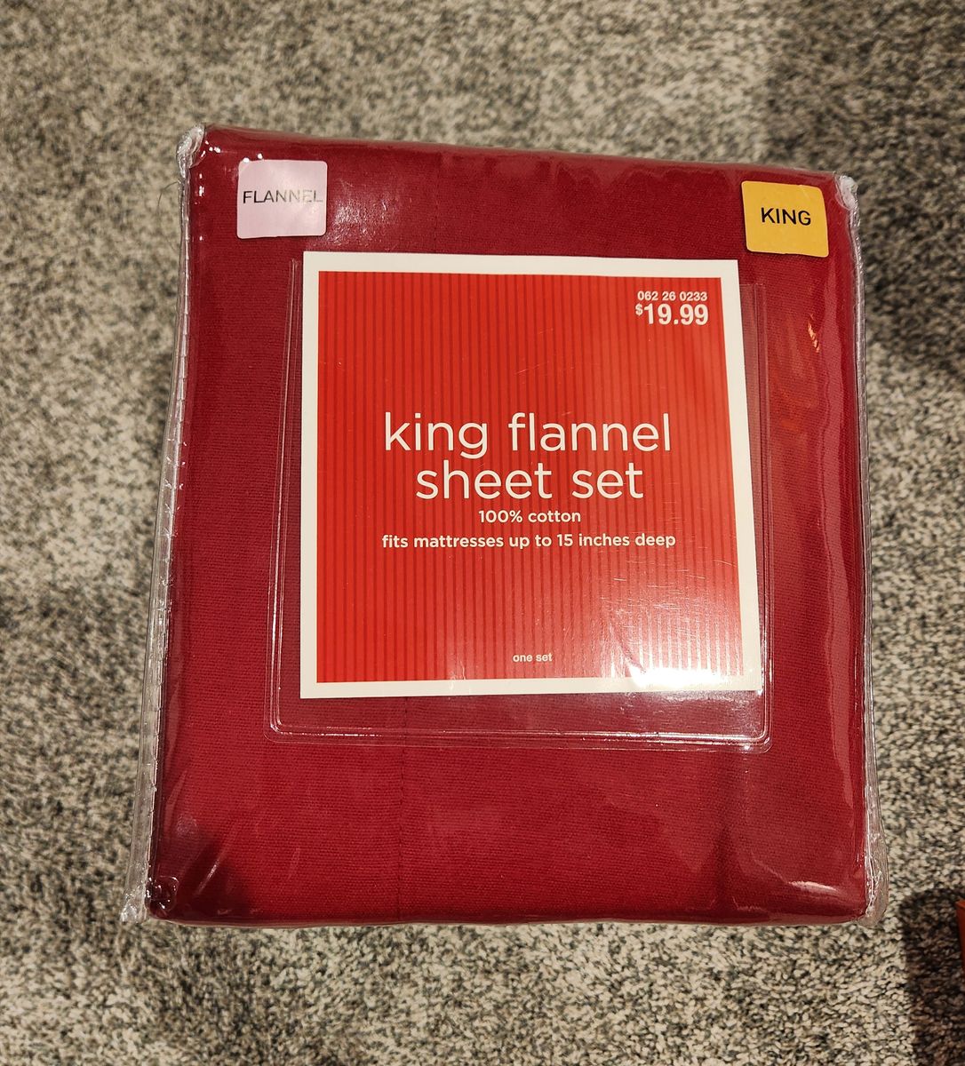 King sized flannel sheet set - new in box