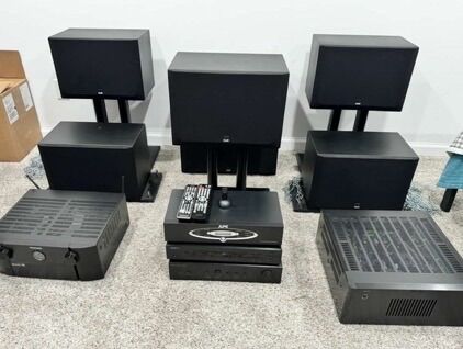 HIGH-END BOWERS & WiLKINS HOME THEATRE BUNDLE