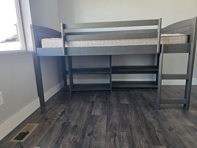 Toddler Bed and shelvimg