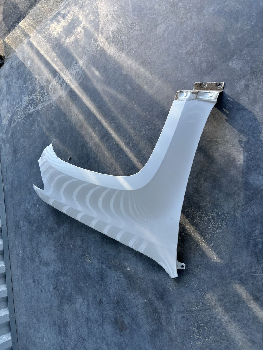 Main image 4