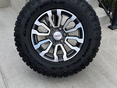 GMC Sierra 1500 AT4 Yukon Rims and Tires 275/70R18 Goodyear Wrangler Duratrac