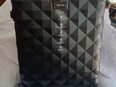 Kenneth Cole Diamond Tower Collection, Luxury Lightweight Hardshell Suitcase with Ample Storage