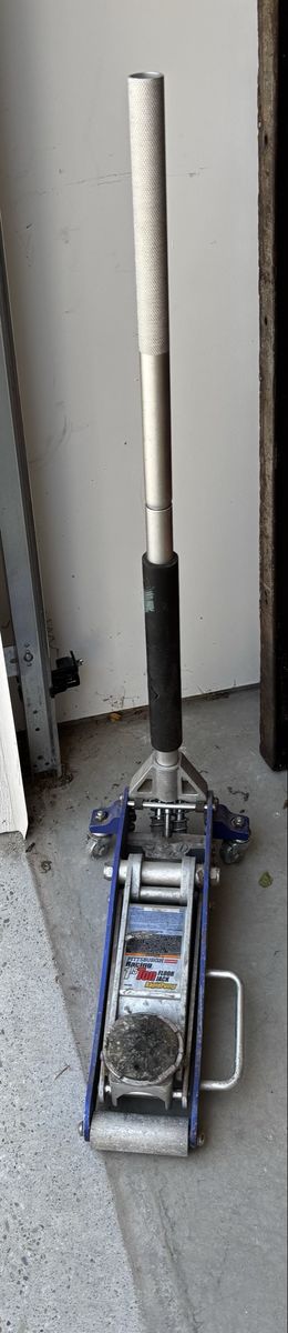 Floor Jack 1.5 Ton