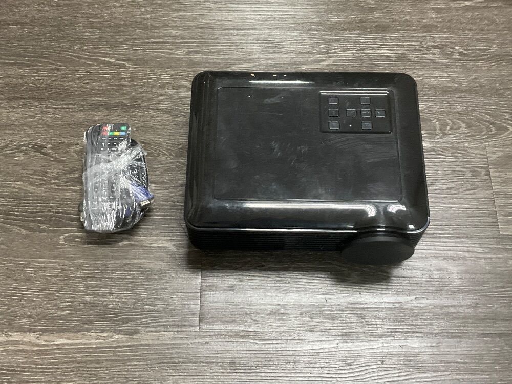 NO NAME LED PROJECTOR