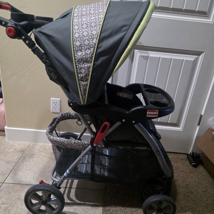 Baby Trend EZ Ride Stroller - Excellent Condition