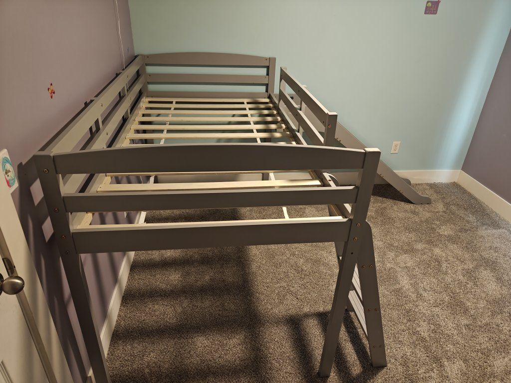 Main image 3