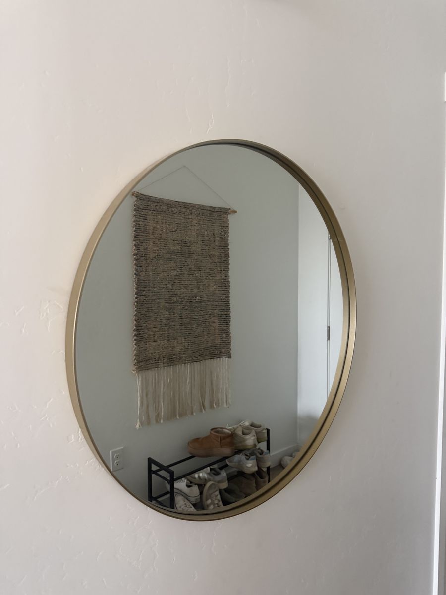 Circle Mirror