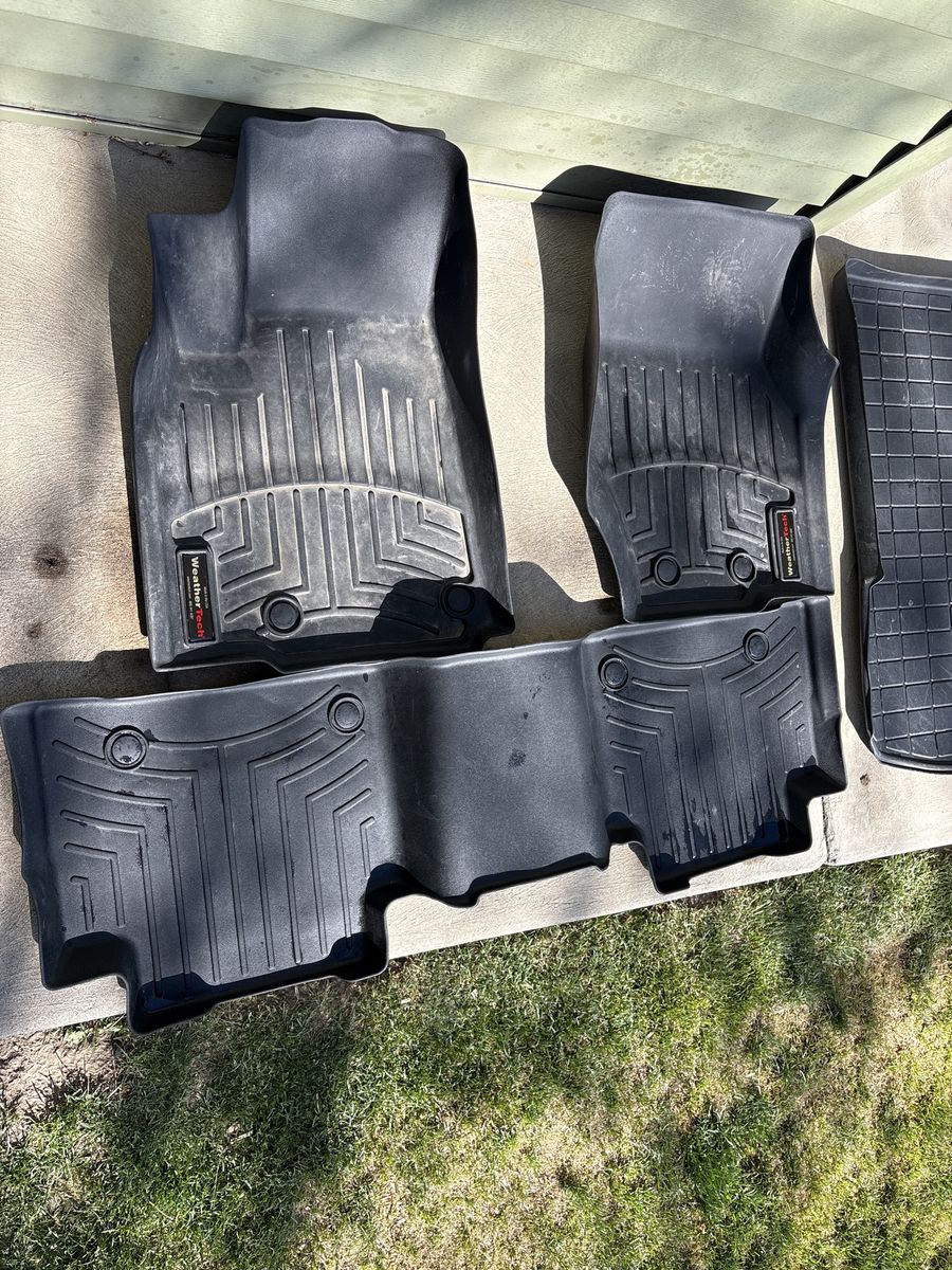 Weathertech Mats for Jeep Grand Cherokee - 2023 to 2026