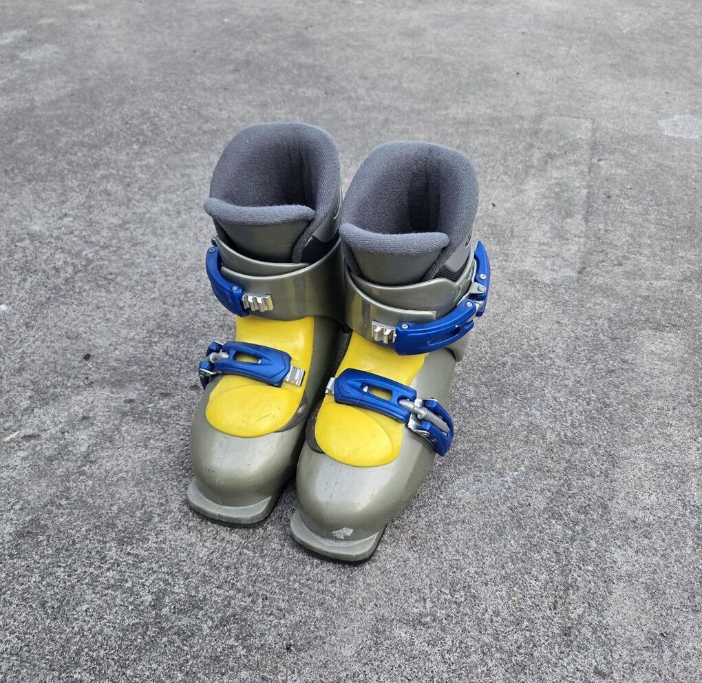 Kids Head Size 1-2 Ski Boots 251mm Mondo 21.5