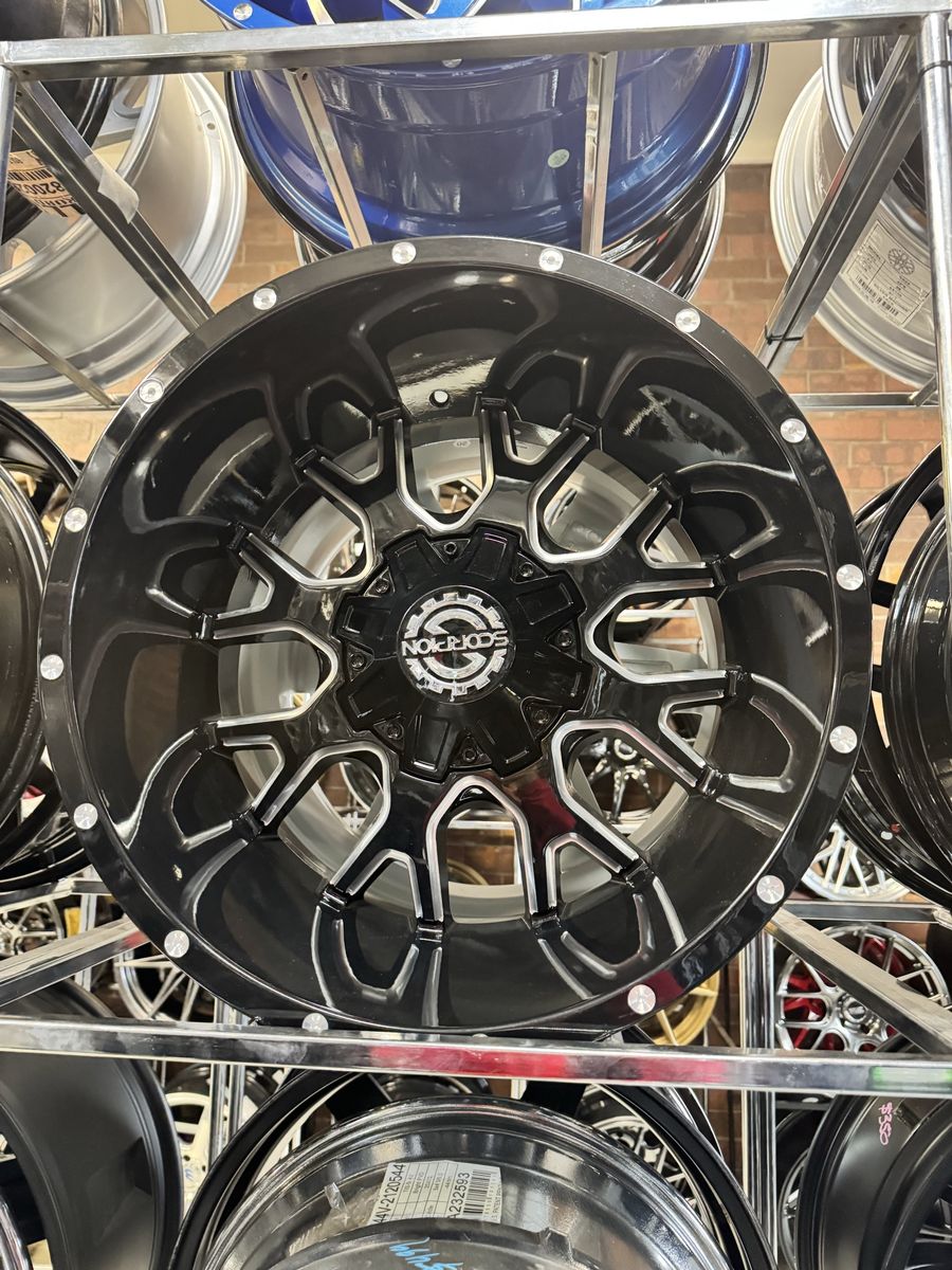 Scorpion SC-19 Black & Milled Off-Road Wheel brand new set of 4. 20x12
