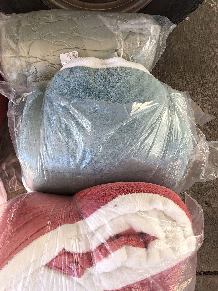 Comforter Different Colors