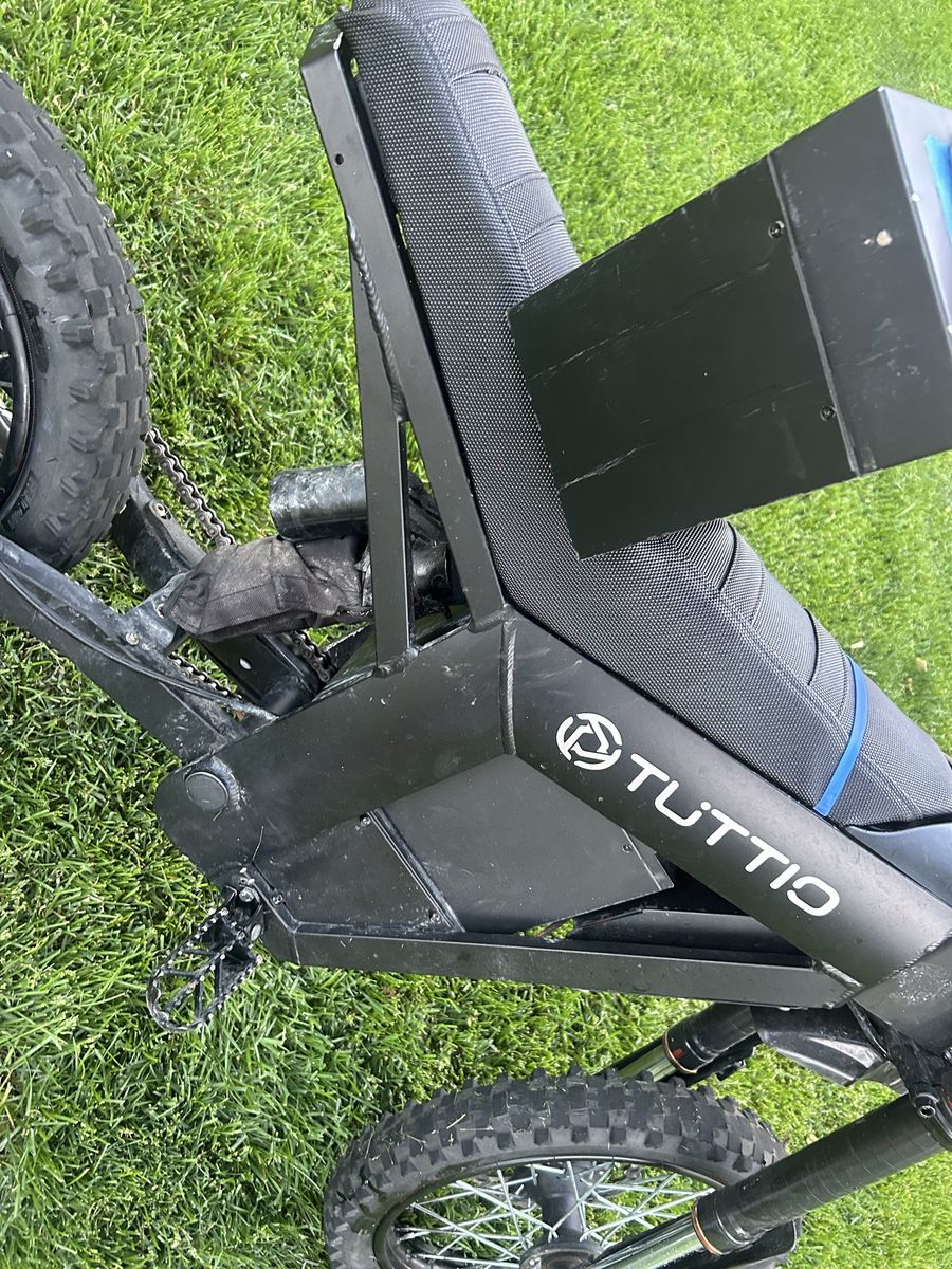 Tuttio with 2 battery’s