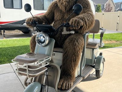 New. MGC40 / mini golf cart / scooter