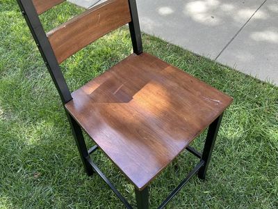 Table with four chairs