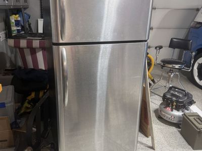 Frigidaire Refrigerator Freezer