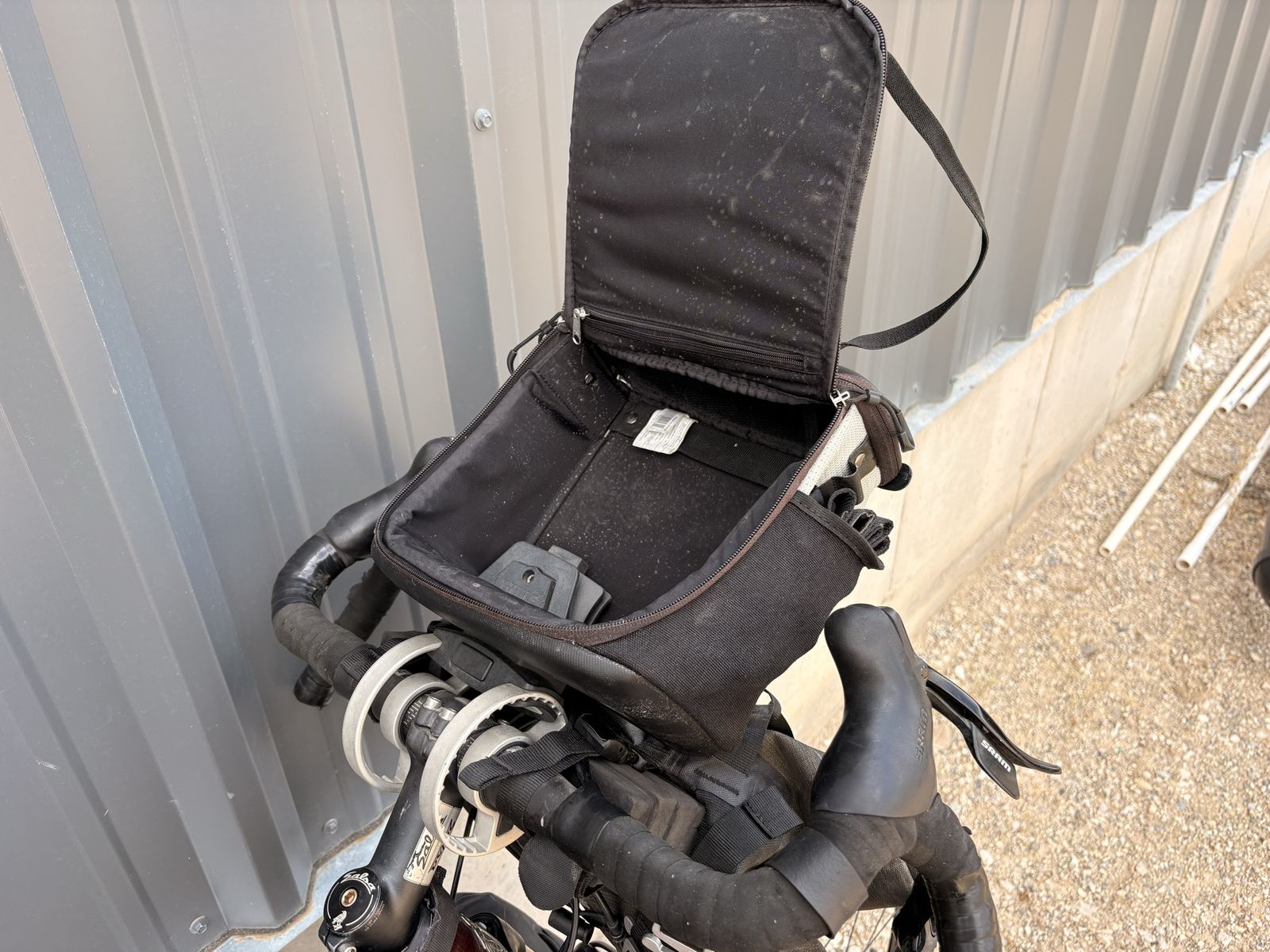 Main image 6