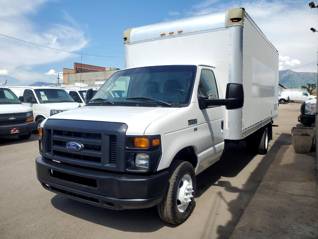 2015 Ford E-Series E-350