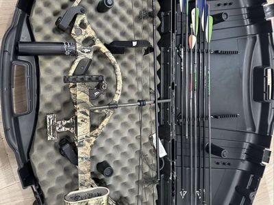 Camo Compound Bow with Hard Case & Arrows - Ready to Hunt Archery Set