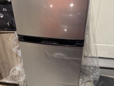 Insignia Mini-Fridge