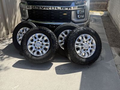 2020 Duramax Chevrolet 275/70R18 Stock Wheels & Used Tires (Set of 4)