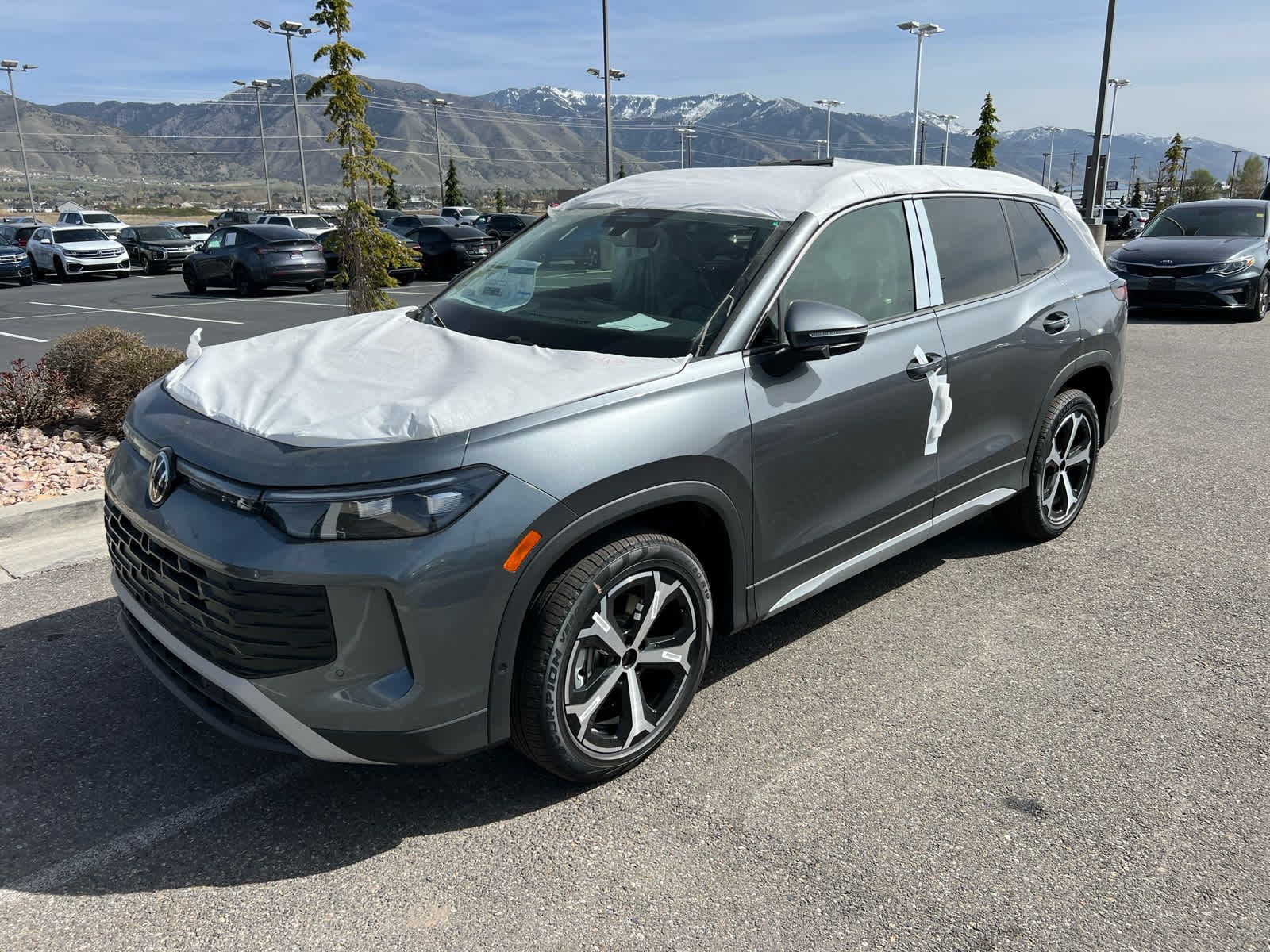 2026 Volkswagen Tiguan SE 4Motion