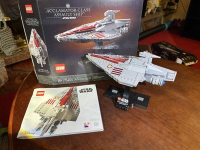 LEGO Star Wars Acclamator-Class Assault Ship 75404 Complete with Box & Manual