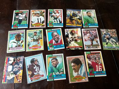 Over 260 Vintage NFL Football Cards Lot Topps Pro Set Joe Montana Barry Sanders Reggie White