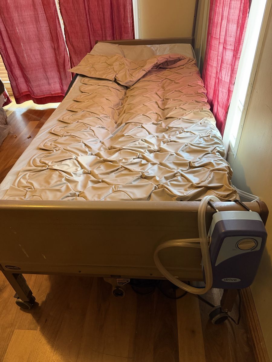 Drive Medical Alternating Pressure Low Air Loss Mattress System