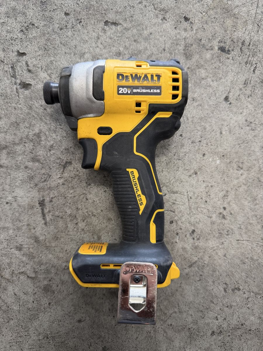 DeWalt DFC809 20V Drill tool only