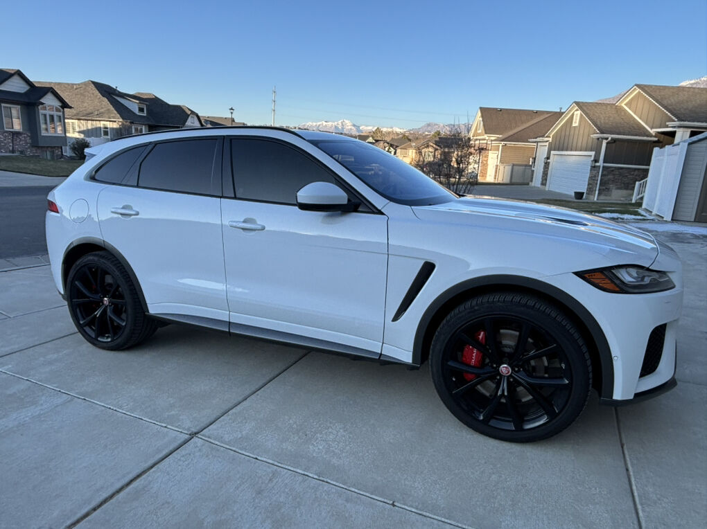 2020 Jaguar F-PACE SVR