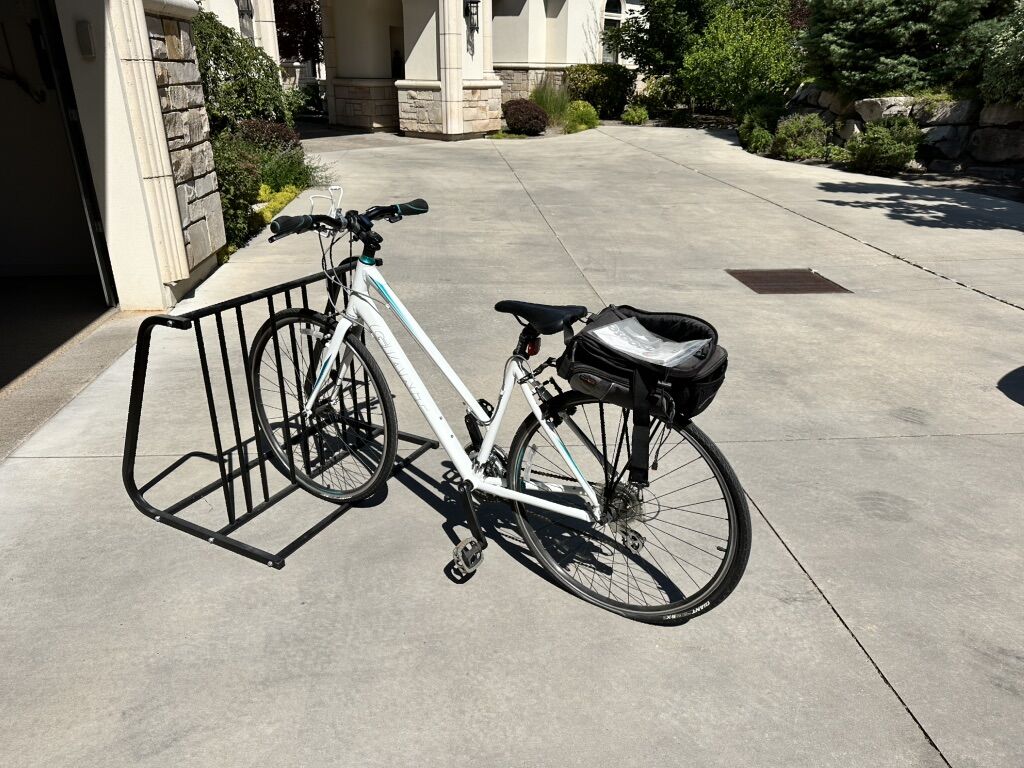 Giant Escape W2 Bike Size M NEED GONE ASAP