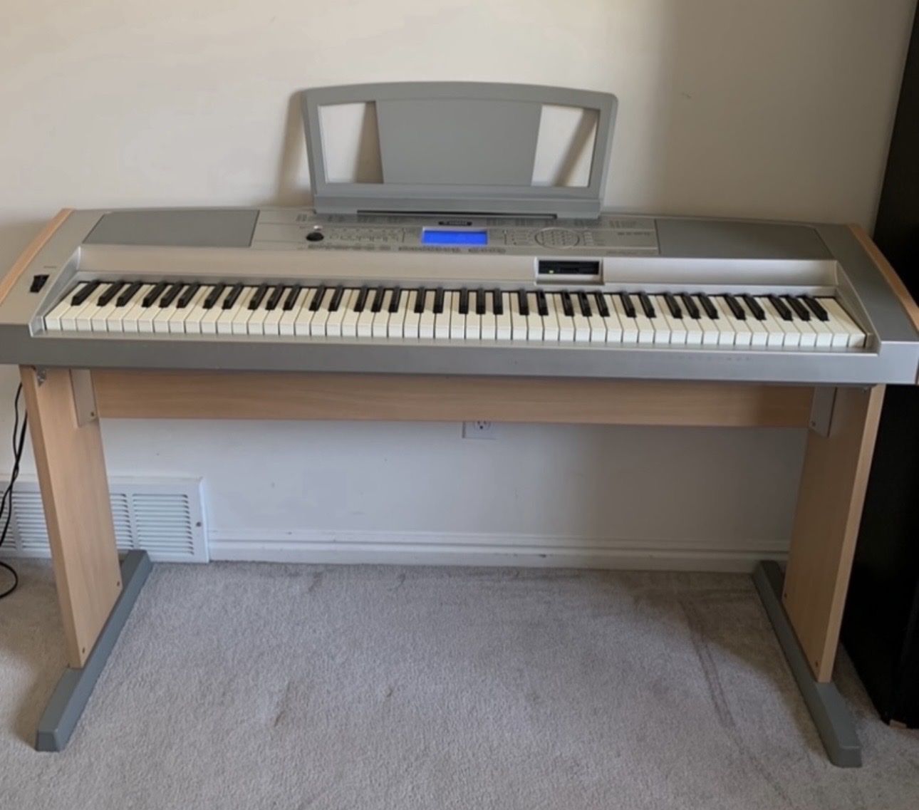 Yamaha 88 Key Touch-Sensitive Digital Piano