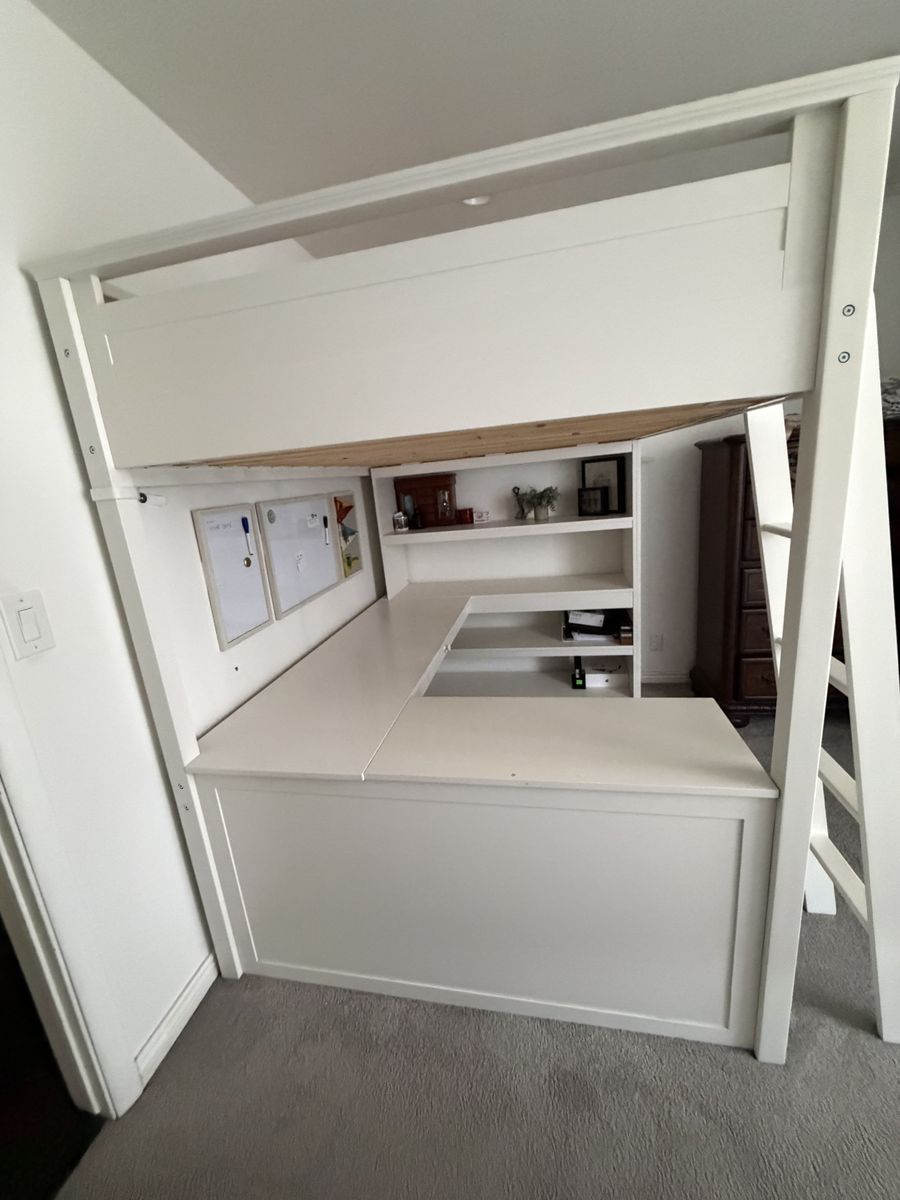 Main image 3