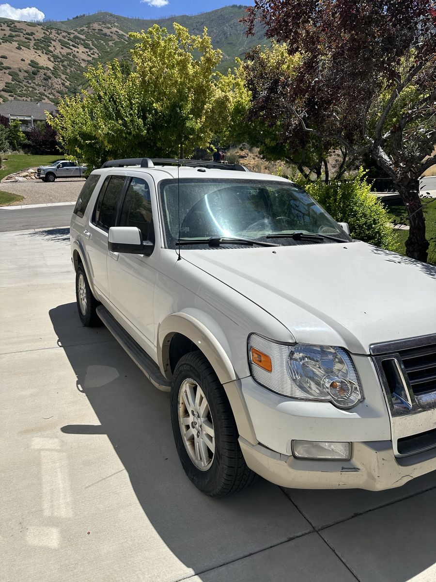 2009 Ford Explorer Eddie Bauer
