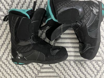 Salomon Boa Women’s Size 10 Snowboard Boots