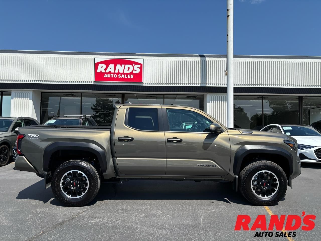 2025 Toyota Tacoma TRD Off-Road HV