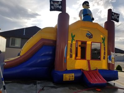 Bouncy House Combo Double Lane dry/wet inflatable