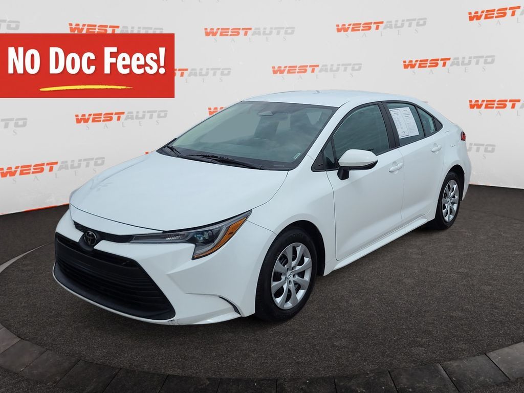 2024 Toyota Corolla LE
