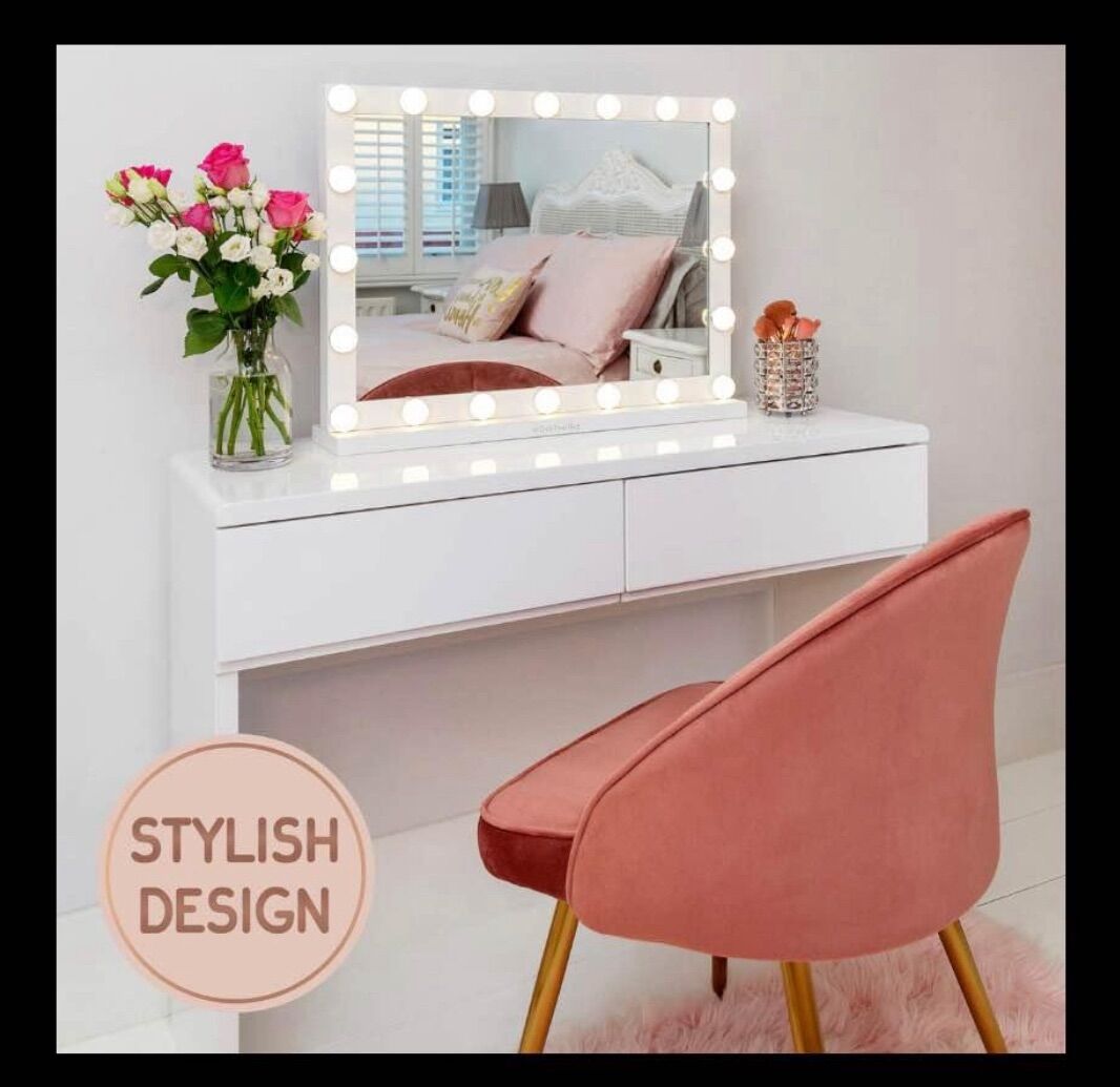 New Ella Bella Desk Vanity Light Up Mirror Make Up