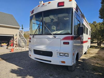 2004 Extra Heavy Duty, mini-home/motor home