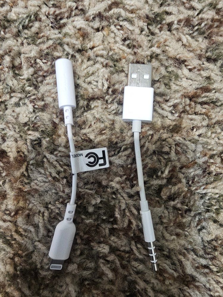 Onn White Cable Connectors & Adapters