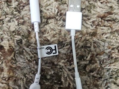 Onn White Cable Connectors & Adapters