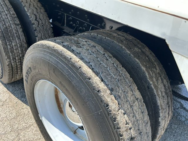 Main image 8