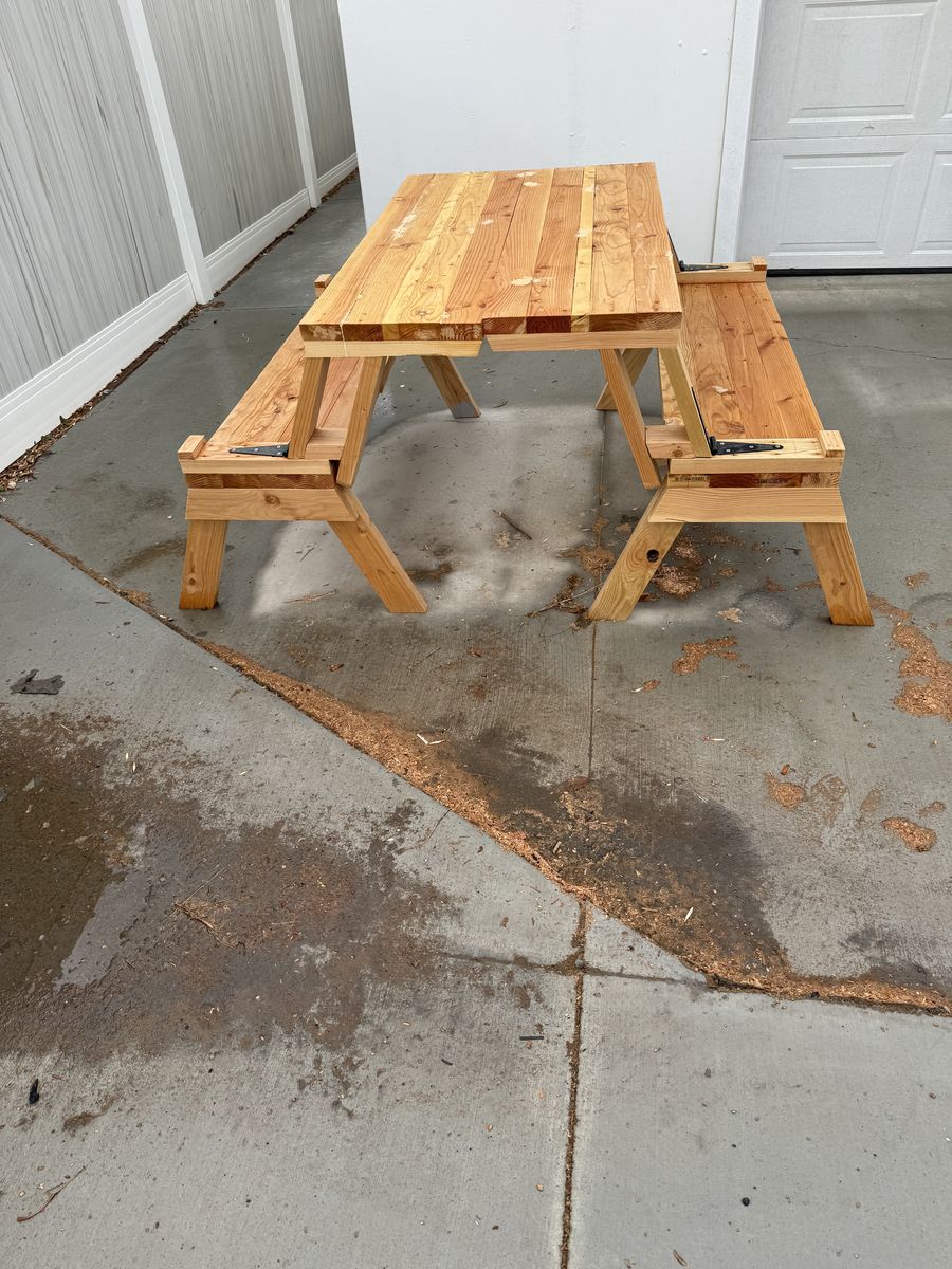 Folding Picnic Table/bench