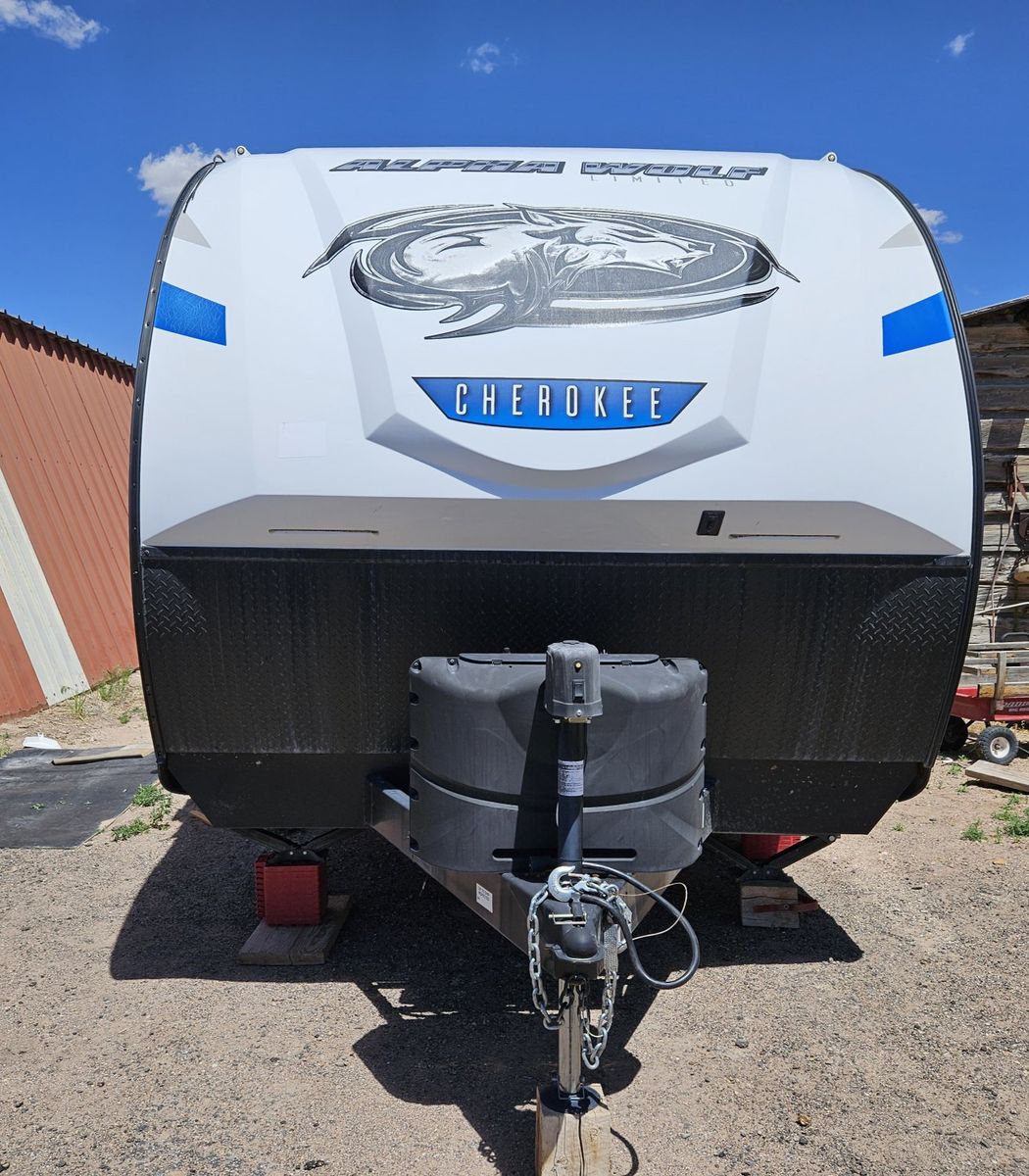 Forest River Alpha Wolf Cherokee Travel Trailer, 26RL-L Model, Good Condition